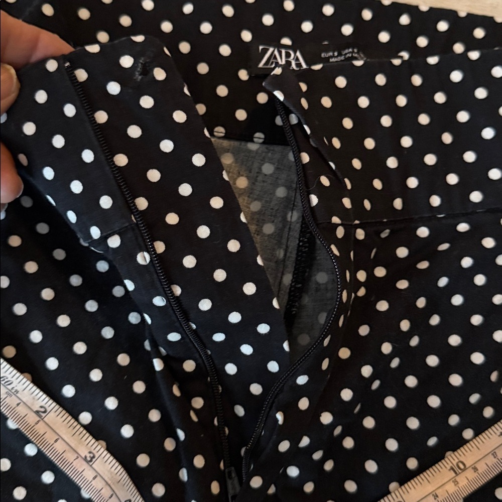 Zara Black and White Polka Dot pants - Picture 7 of 7